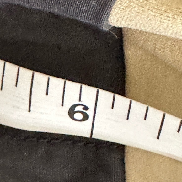 Motherhood Maternity sz med shorts dark gray nearly new - Picture 6 of 11